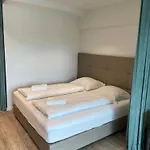 Stunning Woerthersee -double Units Apartament